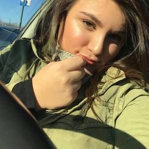 Meet your Posher, Katelyn